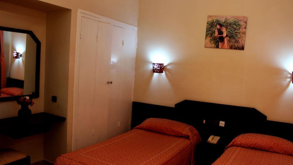Hotel Al Bassatine بني ملال‎ المظهر الخارجي الصورة