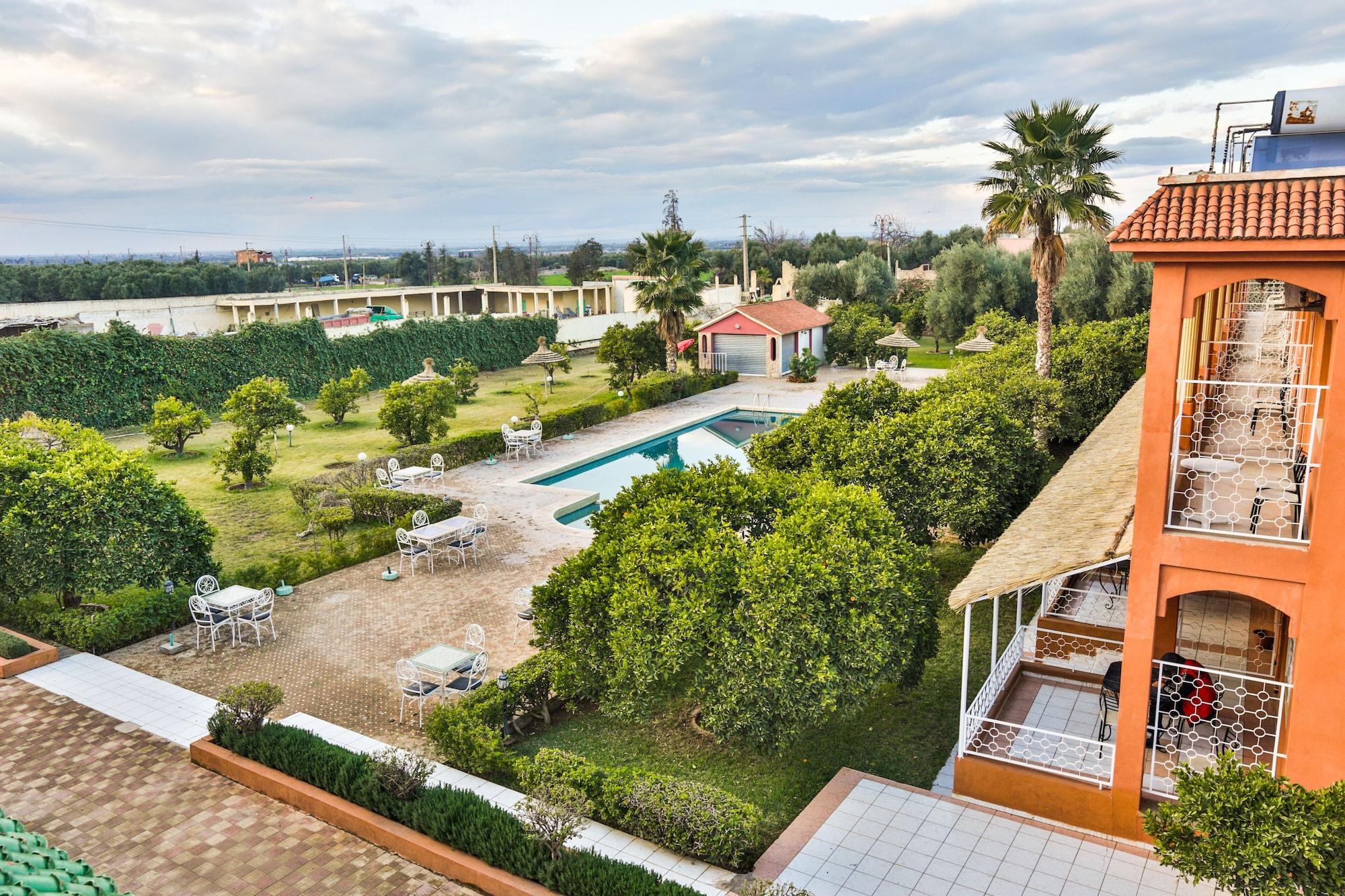 Hotel Al Bassatine بني ملال‎ المظهر الخارجي الصورة
