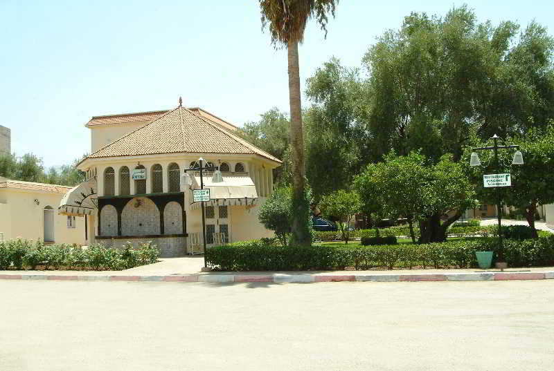 Hotel Al Bassatine بني ملال‎ المظهر الخارجي الصورة