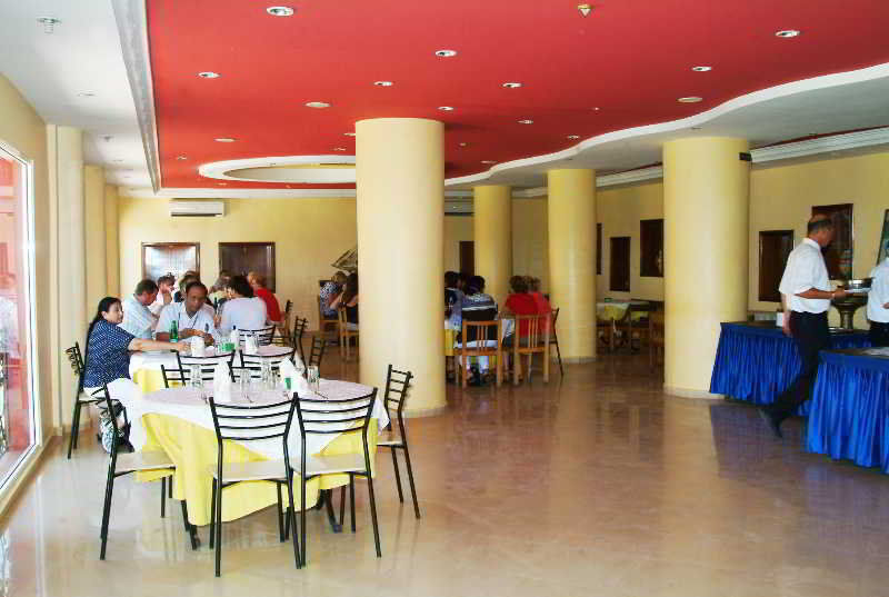 Hotel Al Bassatine بني ملال‎ المظهر الخارجي الصورة